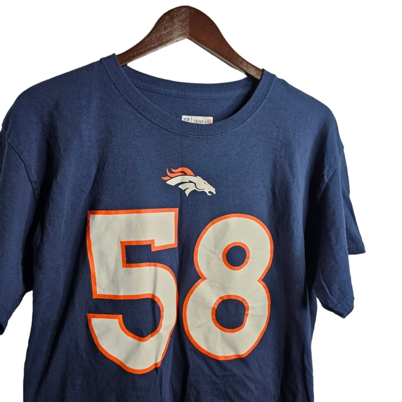 Denver Broncos NFL Football T Shirt. Perfect Condition! - Picture 3 of 6